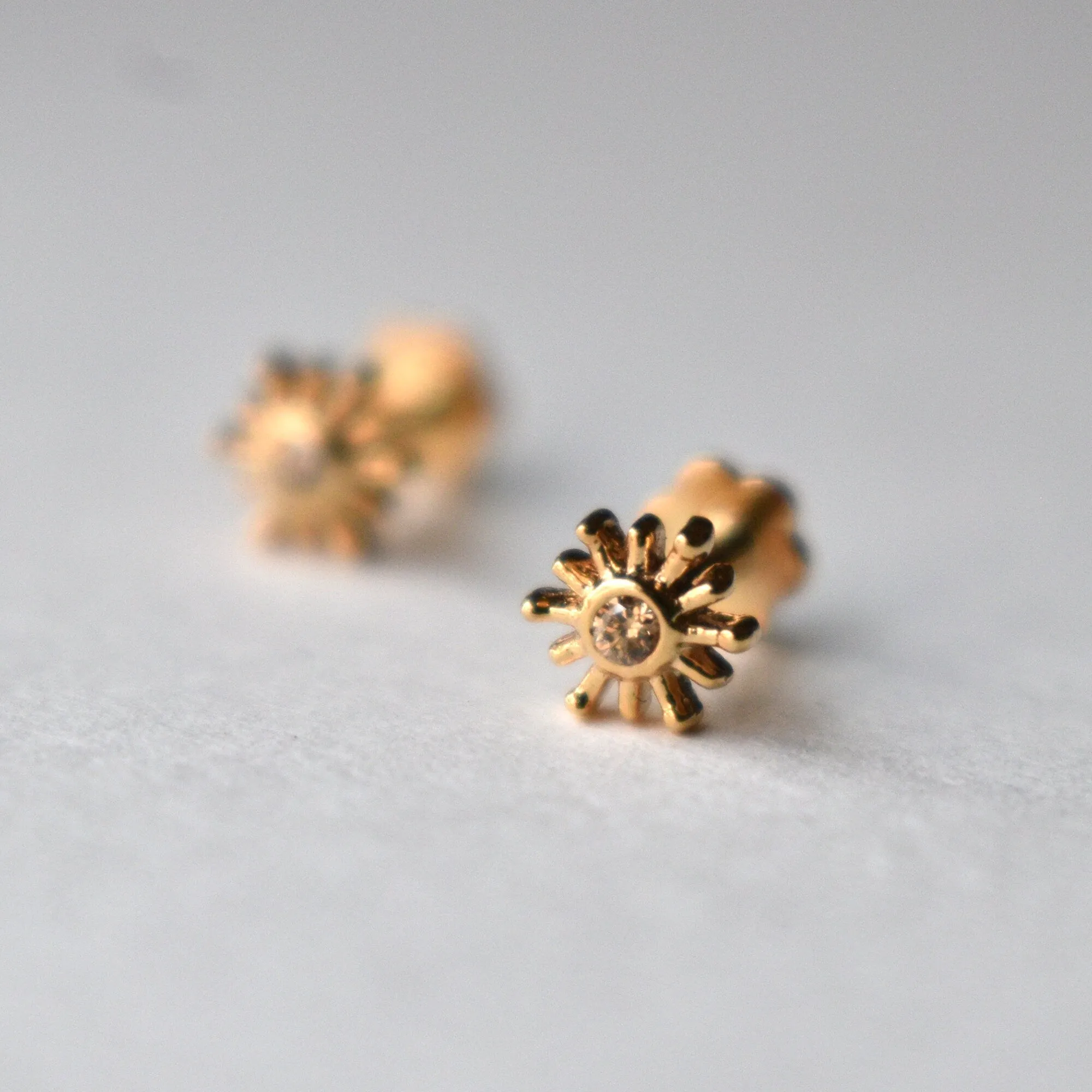 Brown Diamond Sun Stud