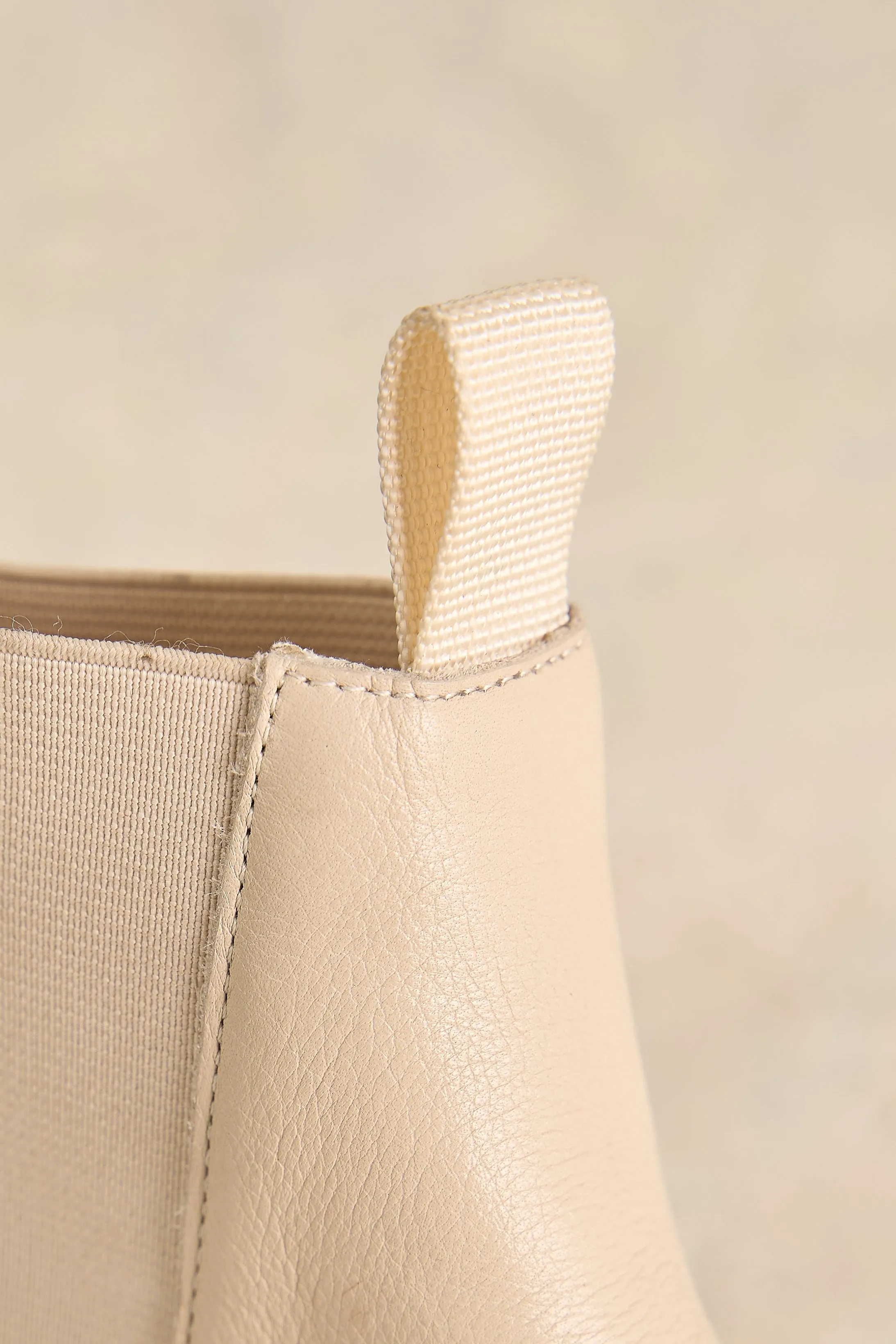 Chelsea Shoe Boot - Vanilla