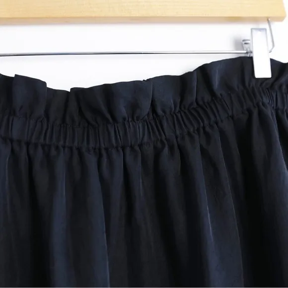 Club Monaco black mini paper bag skirt stretch waist satin versatile M 8 casual