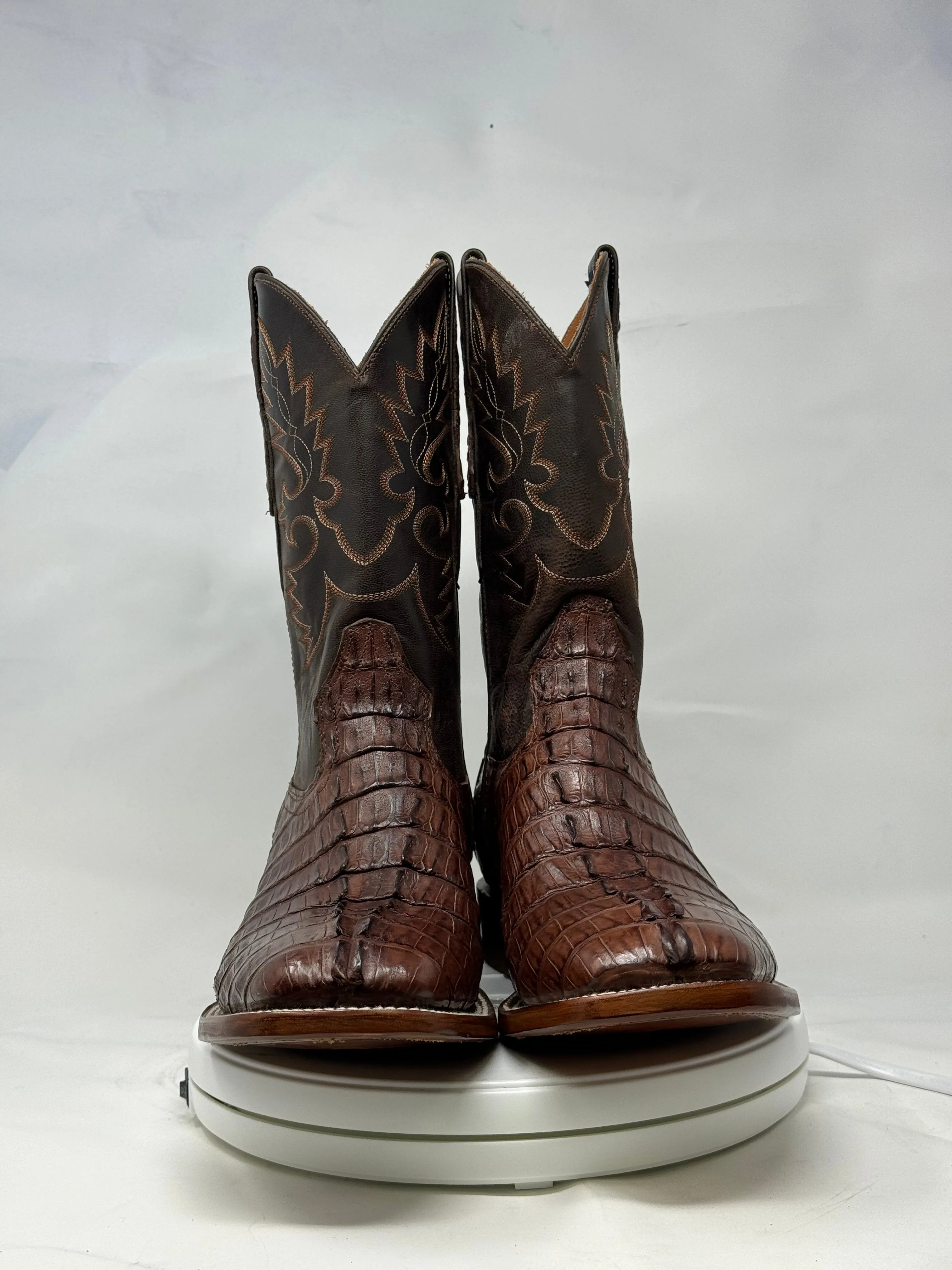 DJ2023 | Don Juan Boots Men's Caiman Tail Cigar H Toe