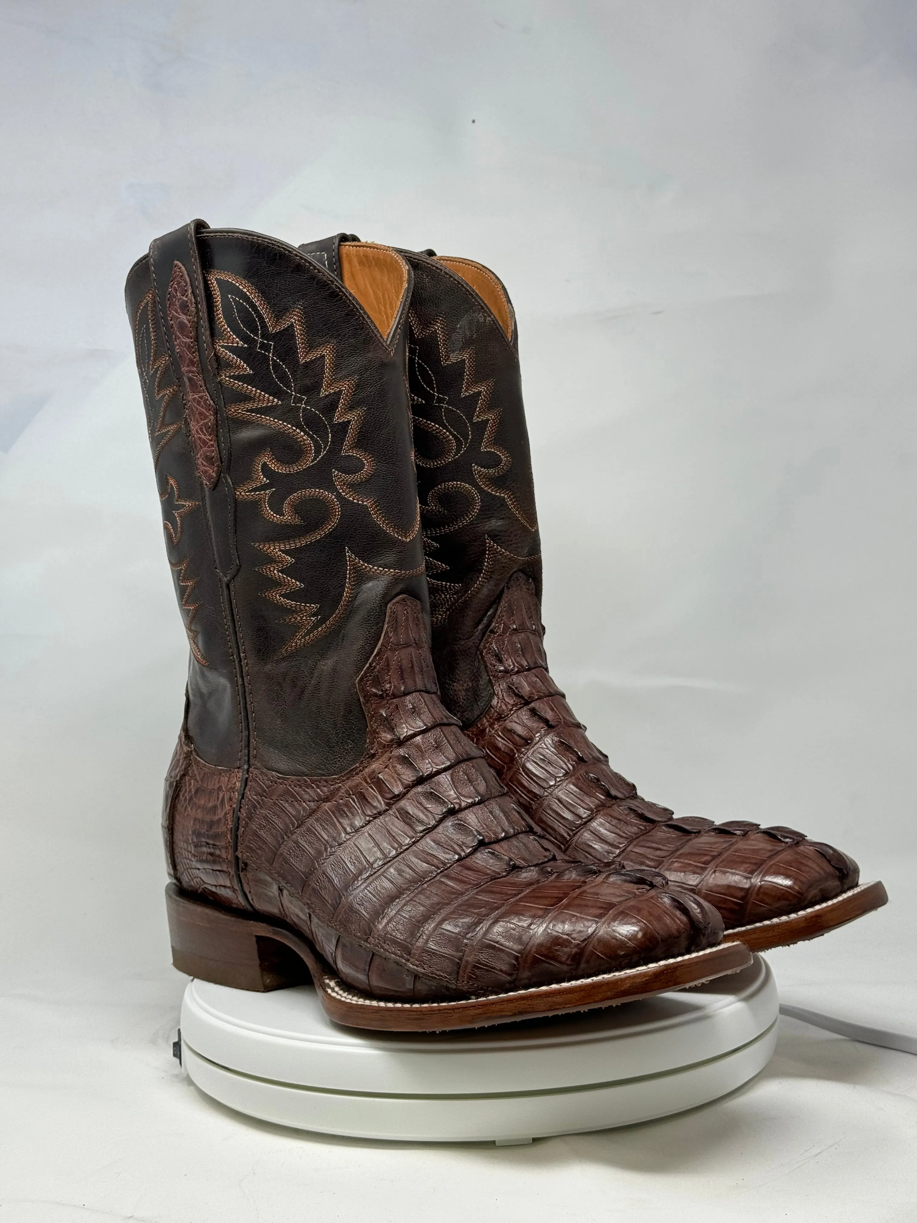 DJ2023 | Don Juan Boots Men's Caiman Tail Cigar H Toe
