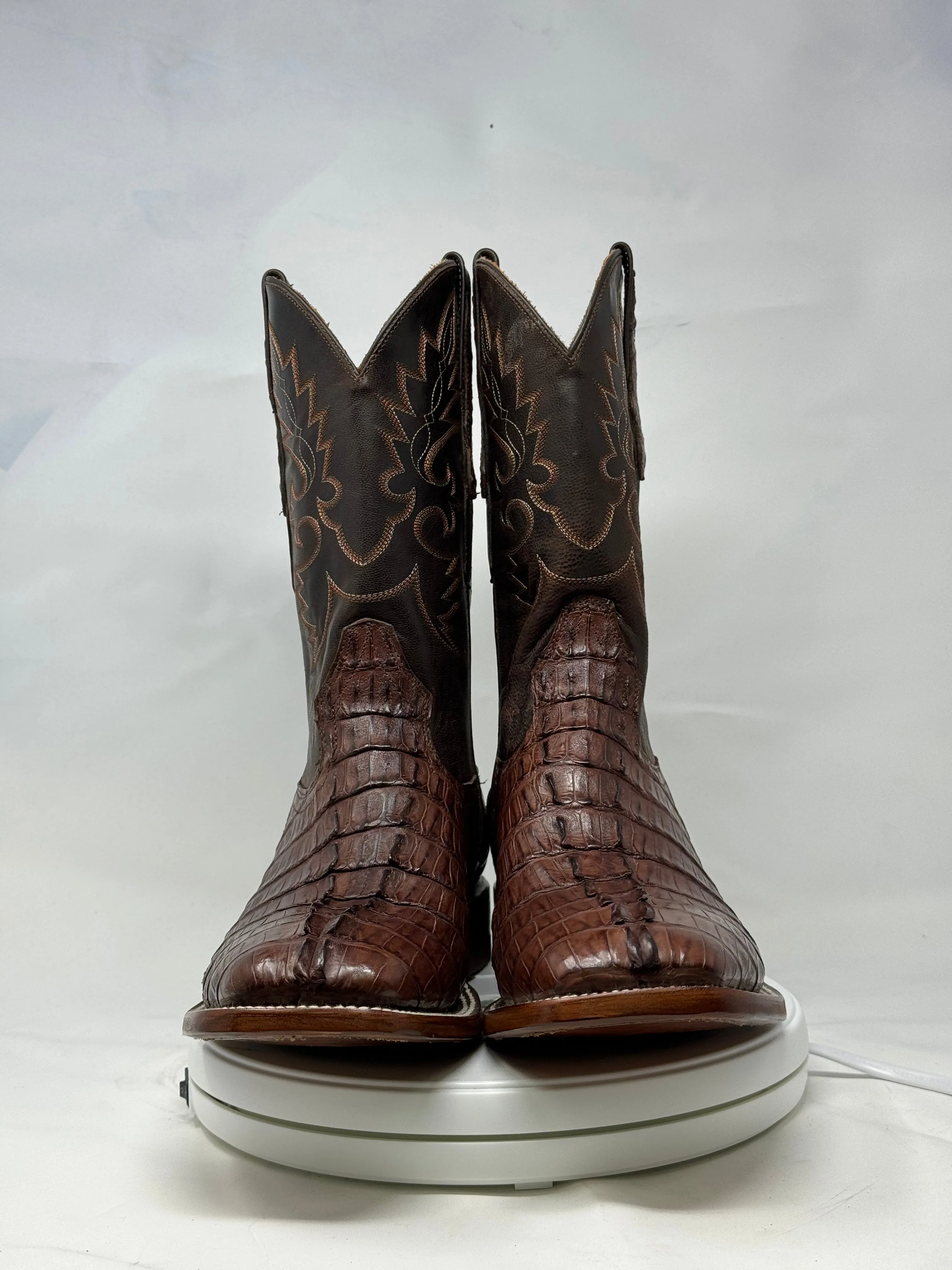 DJ2023 | Don Juan Boots Men's Caiman Tail Cigar H Toe