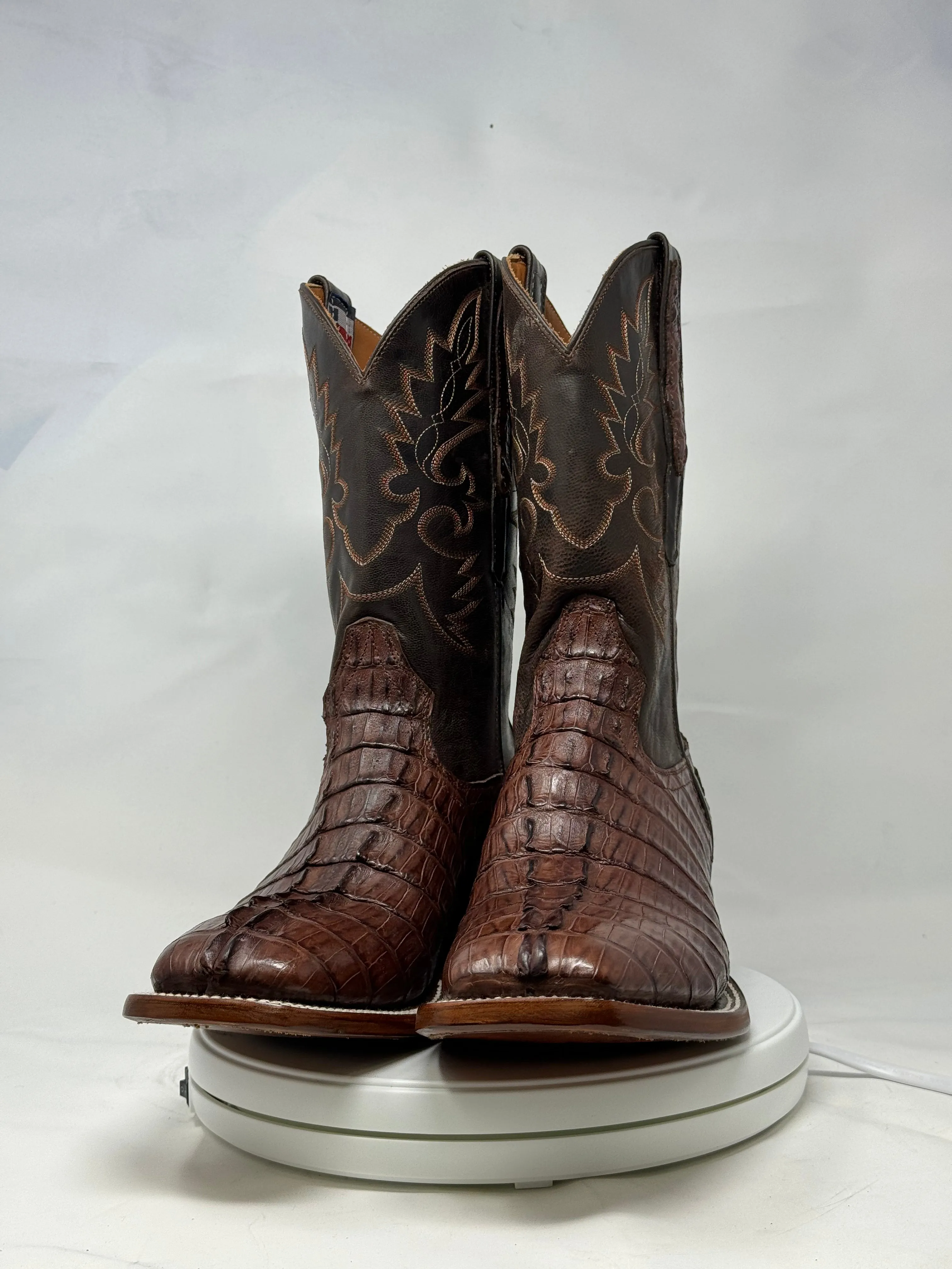 DJ2023 | Don Juan Boots Men's Caiman Tail Cigar H Toe