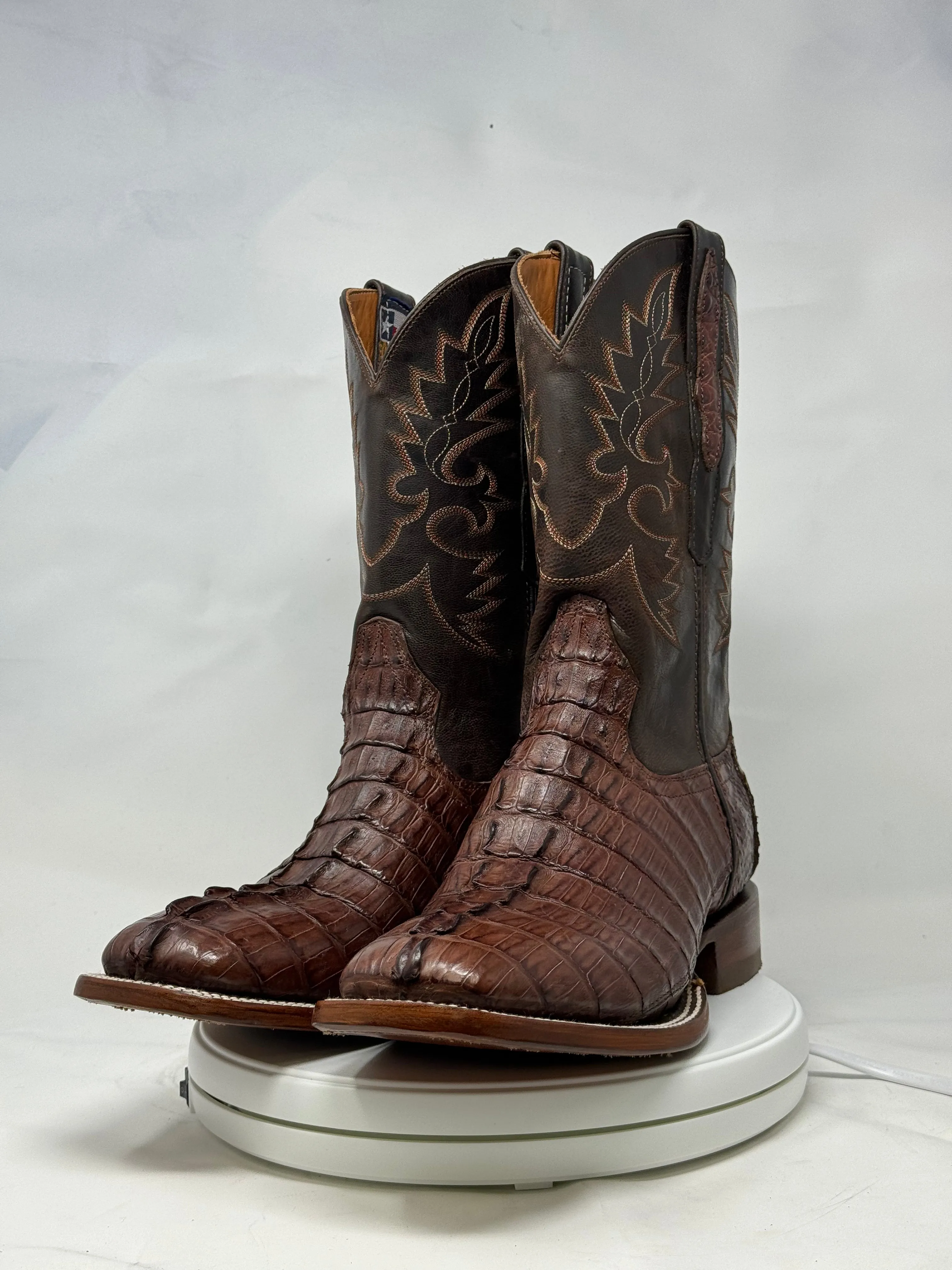 DJ2023 | Don Juan Boots Men's Caiman Tail Cigar H Toe