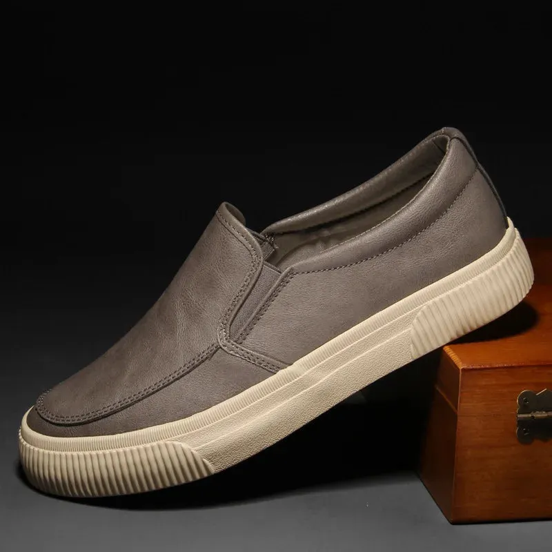 Elegant leather loafers for men
