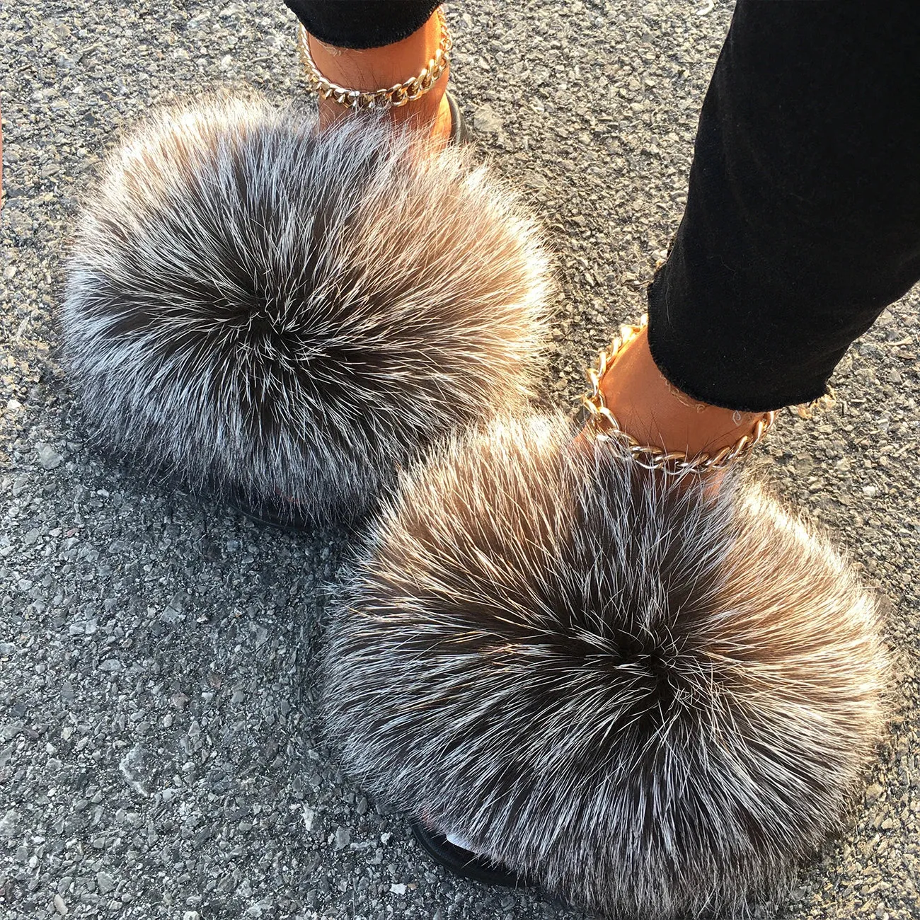 Extra Large Fur Slippers Real Fox Raccoon Fur Slides Flat Flip Flops Beach Designer Sandals Cute Plush Hair Furry Shoes Woman