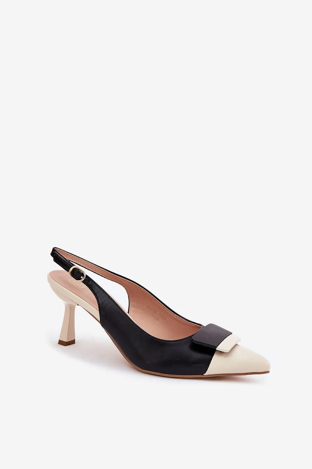 High heels Step in style