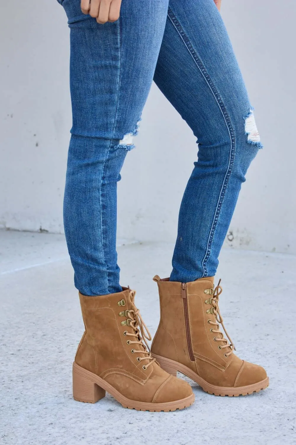 Lace-Up Zipper Detail Block Heel Boots – Rugged