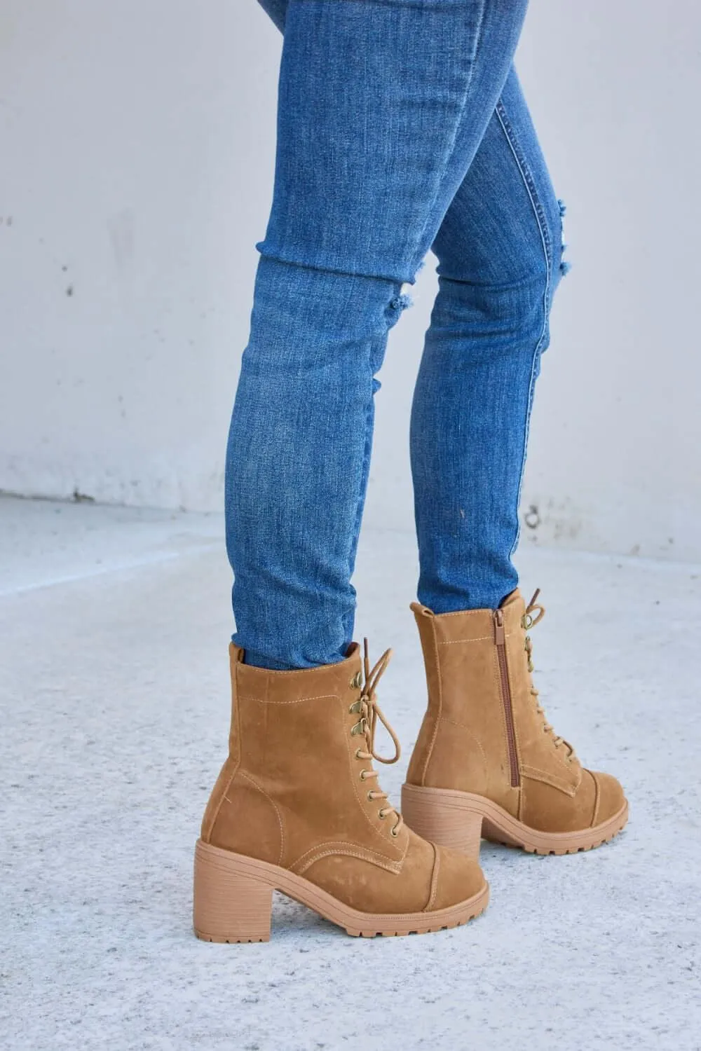 Lace-Up Zipper Detail Block Heel Boots – Rugged