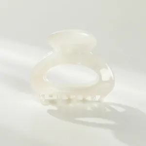 Lucie Mini Bubble Clip - Pearl