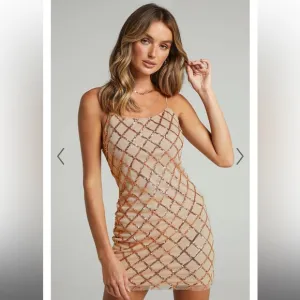 RHYTHM OF LOVE DRESS IN ROSE GOLD SEQUIN