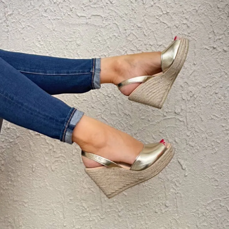 Roxy Espadrille Wedge in Champagne