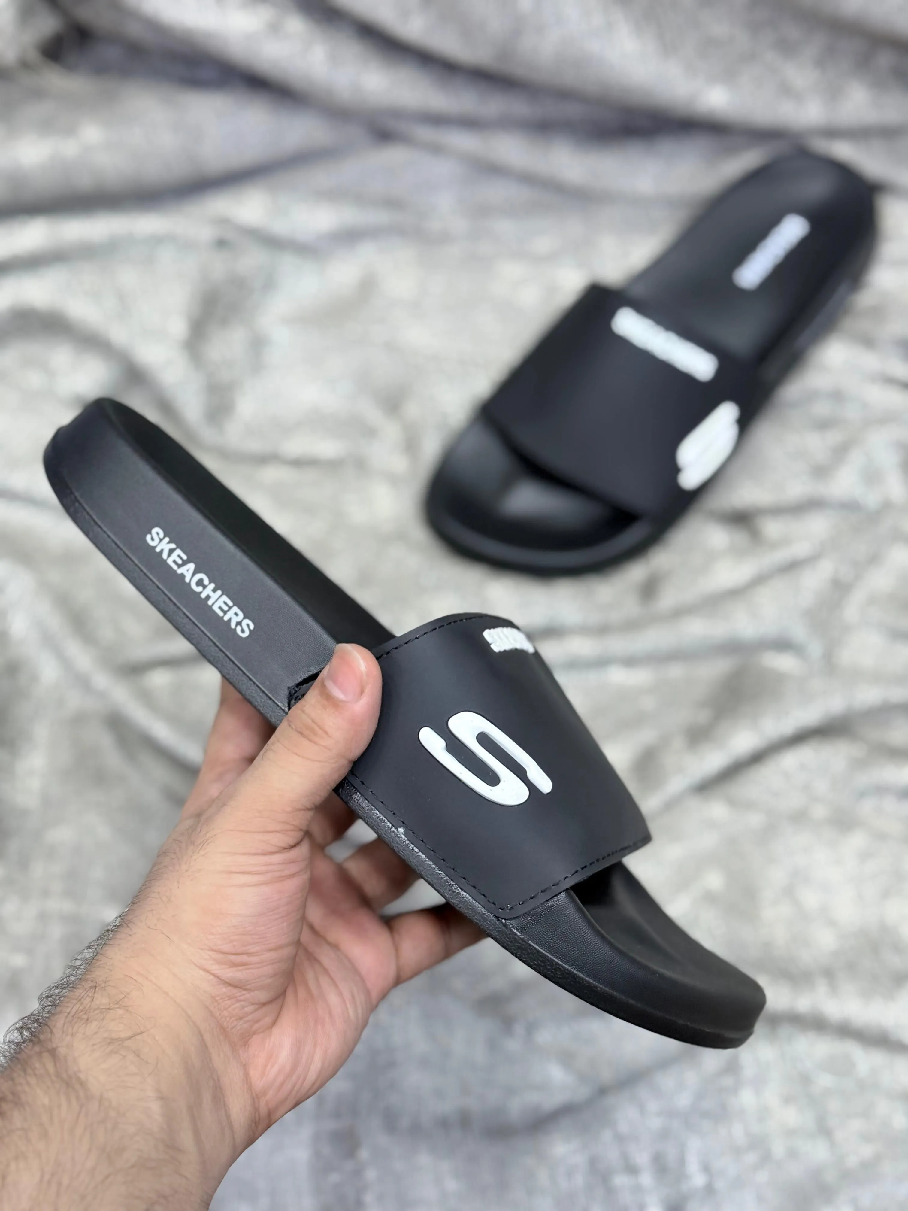 Skechers Slides-Black