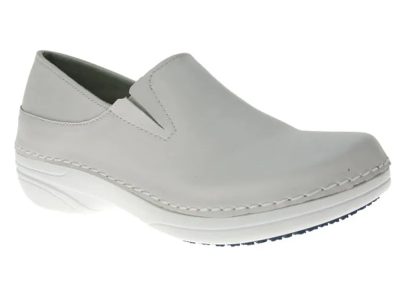 Spring Step Manila - Women's Slip Resistant Shoe