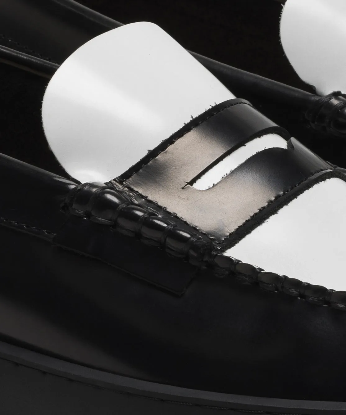 The Cornell Sport Black / White Brushed Leather