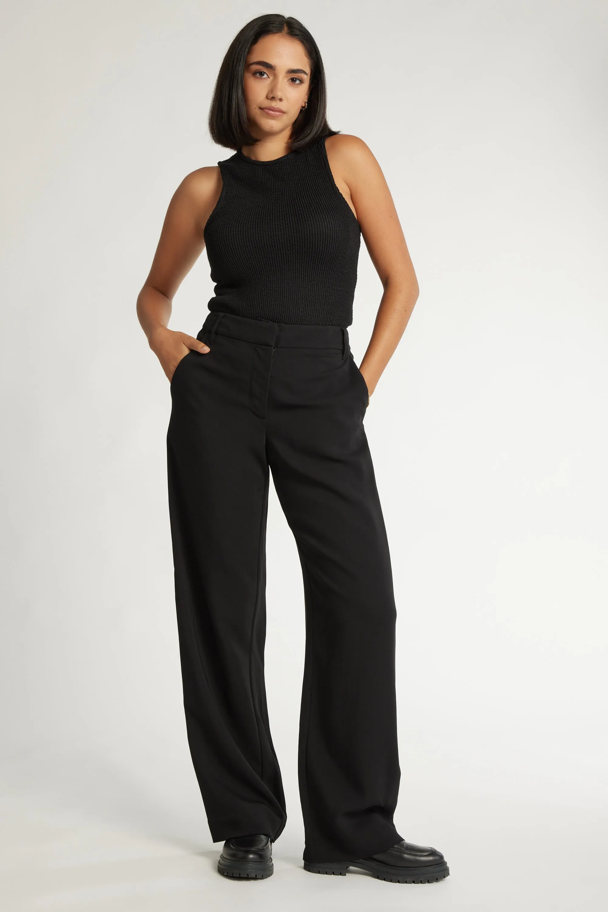 The Wide Leg Pant