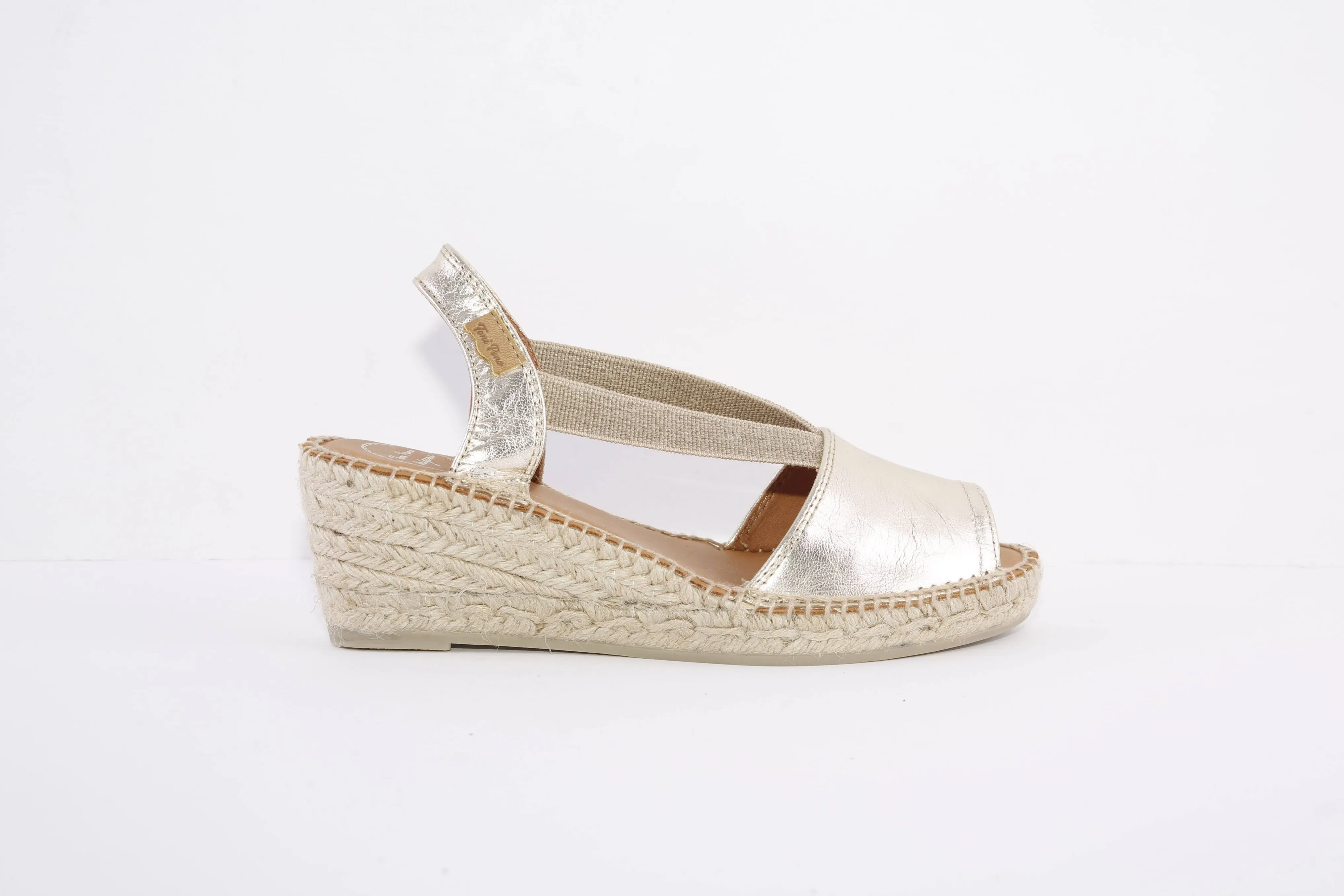 TONI PONS - TEIDE LOW WEDGE ELASTIC STRAP SANDAL - PLATINUM