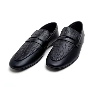 Valuable Causal Loafer 111/M387 - Black