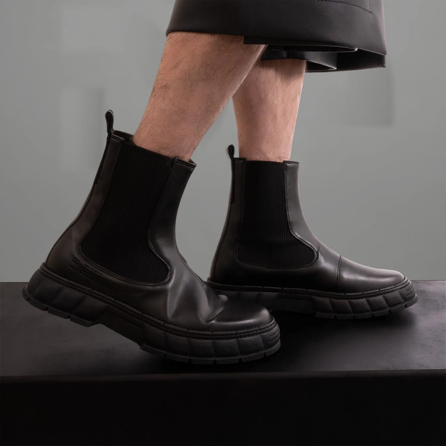 Vegan Leather Avantgarde Chelsea boot