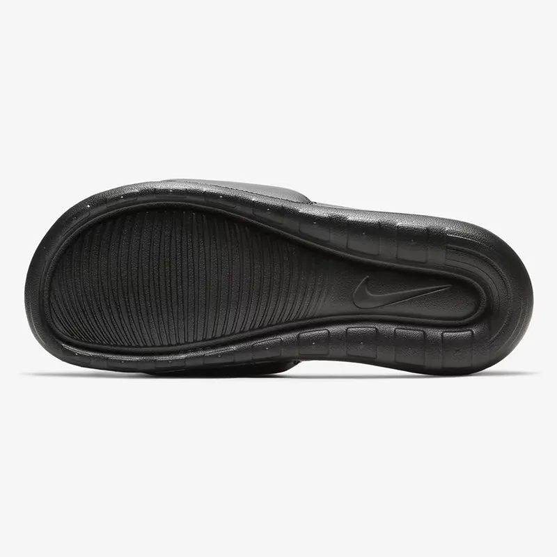 W NIKE VICTORI ONE SLIDE