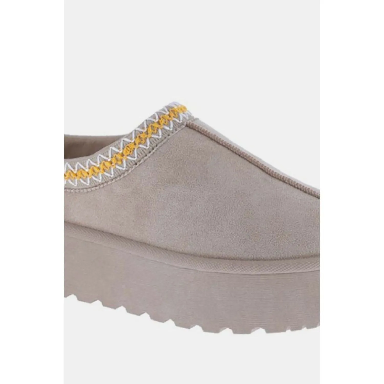 Weeboo Platform Embroidered Trim Slip-On Boots