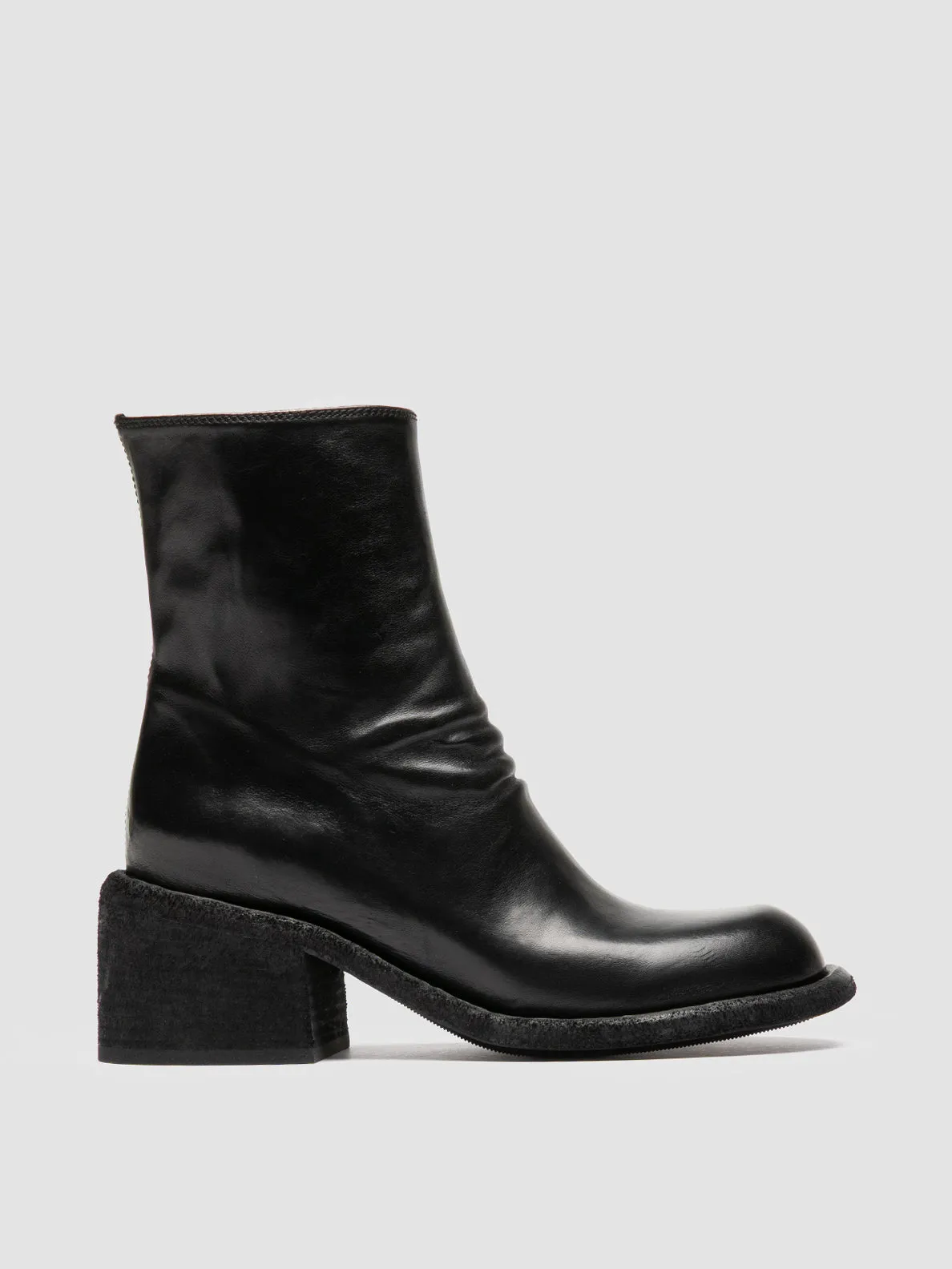 WILDS 004 - Black Leather Zipped Boots
