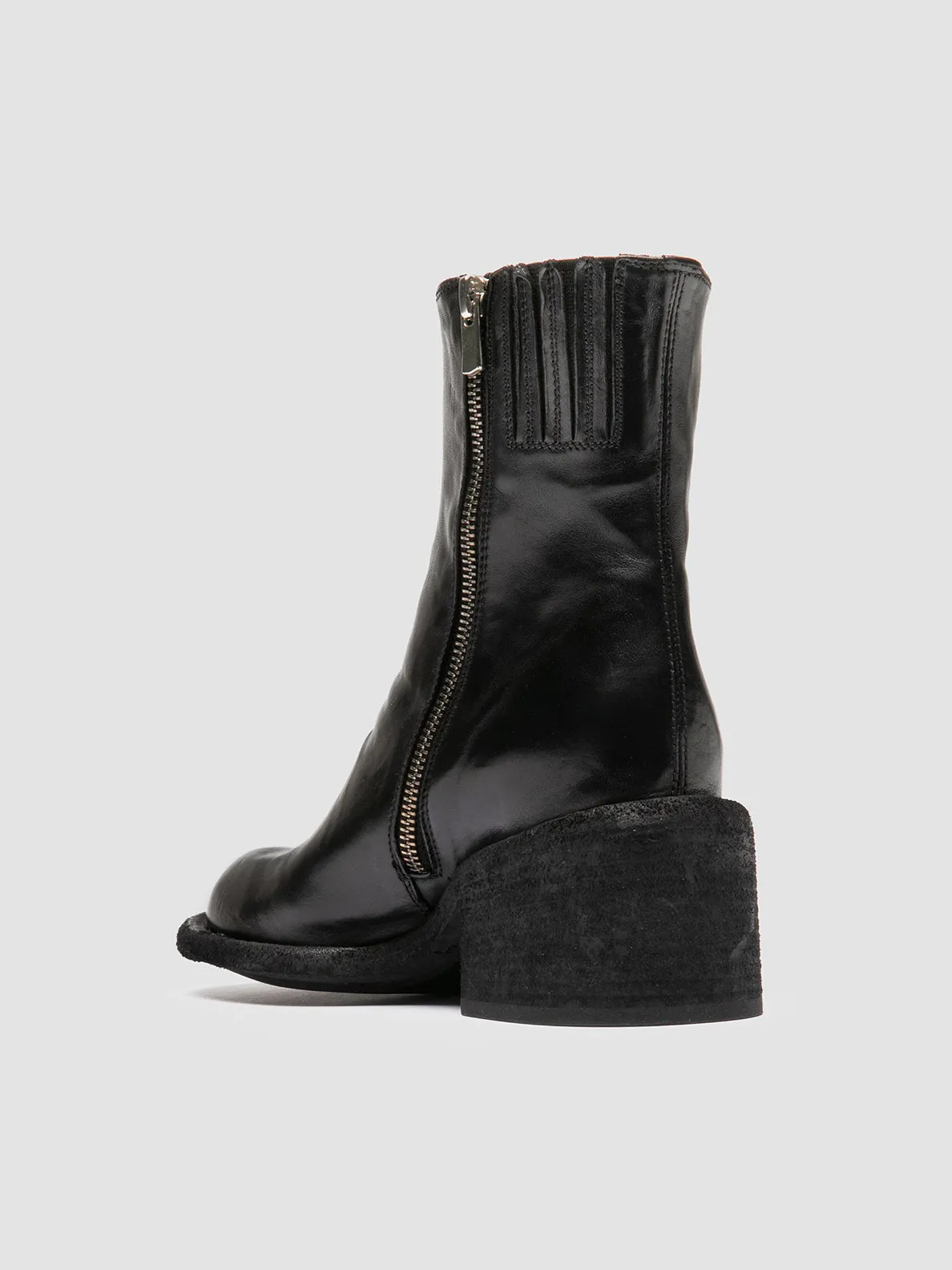 WILDS 004 - Black Leather Zipped Boots